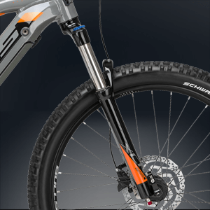 SR Suntour Federgabel mit 120mm Federweg und Lockout