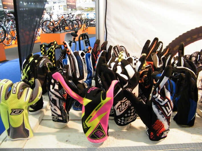ONeal-Helm-Z.E.G.-Show-2016-Handschuhe-Freeride-BMX-Neuheit-Neuerscheinung-neu O´Neal Fahrrad Handschuhe