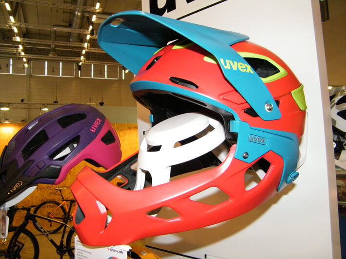 UVEX Full Face Fahrradhelm in Blau/ Rot
